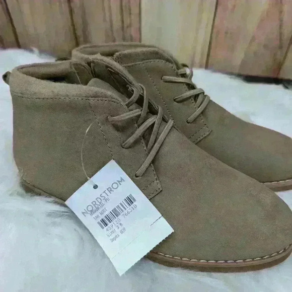 Nordstrom Other - NWT KIDS' GABRIEL CHUKKA BOOT IN TAN ROOT size 3M